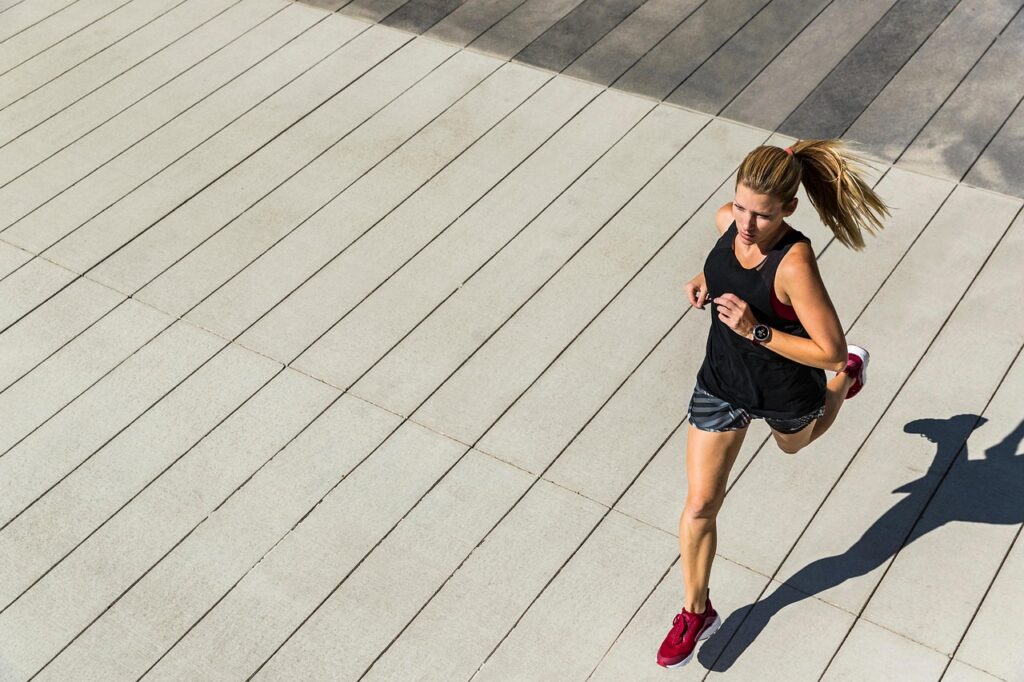 running, woman, fitness, runner, jogging, exercise, wellness, active, athlete, run, lifestyle, outdoors, fitness, runner, run